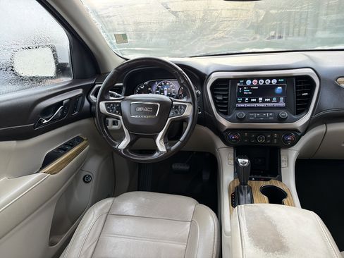 Used 2019 GMC Acadia Denali w/ Technology Package image 25