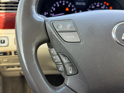 Used 2011 Lexus LS 460 w/ Luxury Value Edition RWD image 21
