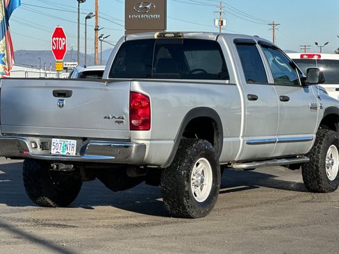 Used 2007 Dodge Ram 3500 Truck Laramie AWD/4WD image 4