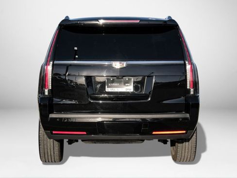 Used 2019 Cadillac Escalade Platinum image 7