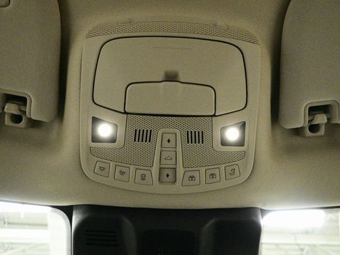 Used 2024 Lincoln Navigator Reserve image 19