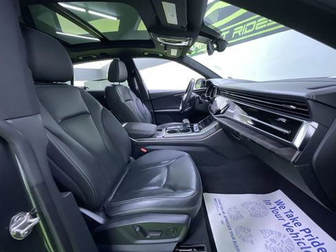 Used 2019 Audi Q8 Prestige image 29