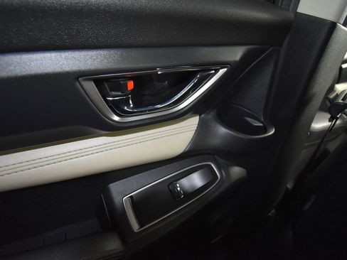 Used 2019 Subaru Ascent Limited image 29