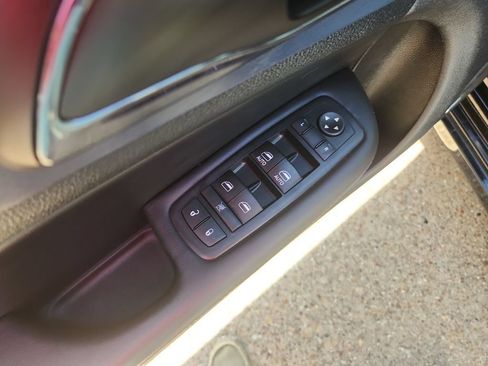 Used 2016 Chrysler 200 S w/ Navigation & Sound Group I AWD/4WD image 17
