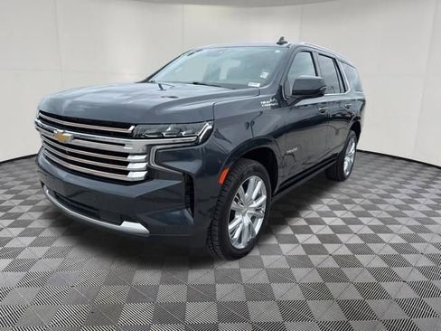Used 2022 Chevrolet Tahoe High Country AWD/4WD image 13