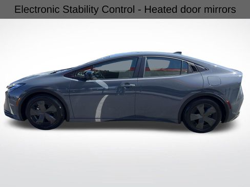 Used 2024 Toyota Prius Prime SE image 5