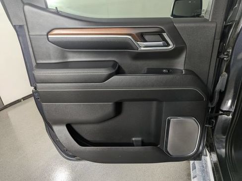 Used 2024 GMC Sierra 1500 Denali w/ Technology Package AWD/4WD image 15
