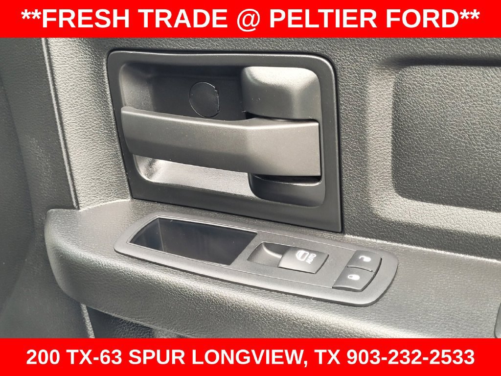 Used 2024 RAM 3500 Tradesman w/ Chrome Appearance Group AWD/4WD image 12