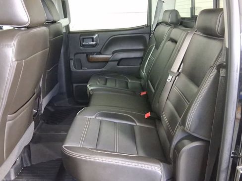 Used 2019 GMC Sierra 3500 Denali w/ Duramax Plus Package image 11