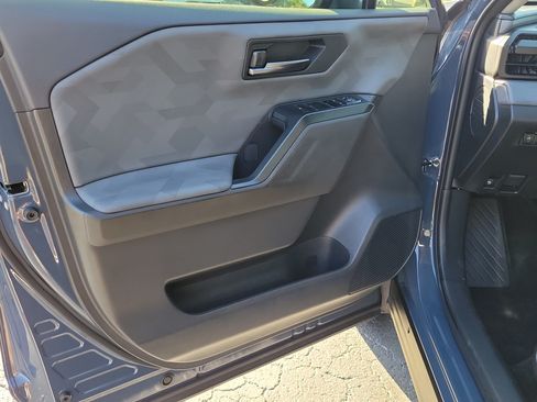 Used 2026 Toyota RAV4 FWD image 17