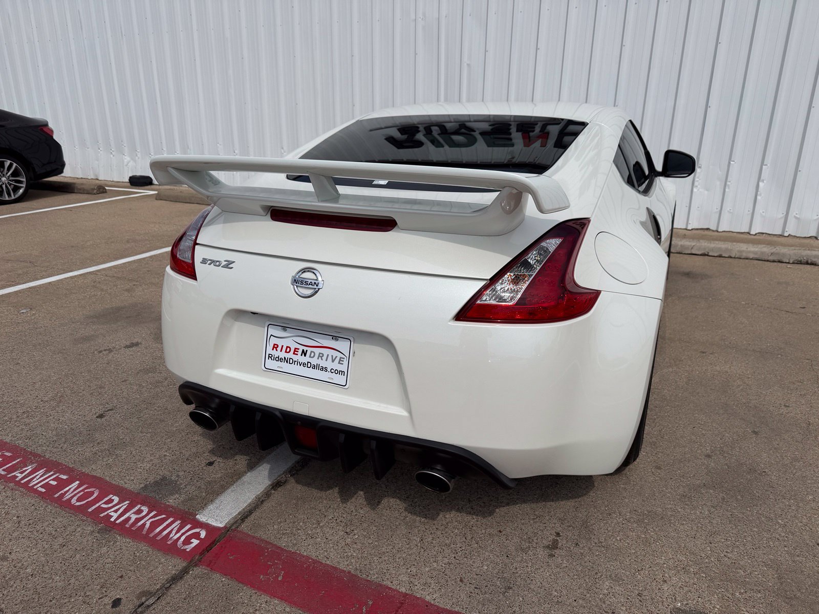 Used 2019 Nissan 370Z Coupe RWD image 7