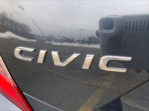 Used 2019 Honda Civic EX image 10