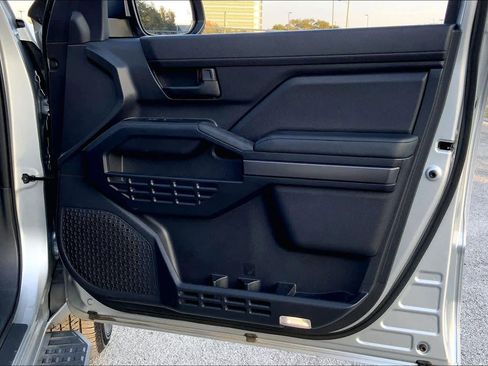 Used 2025 Toyota 4Runner SR5 image 21