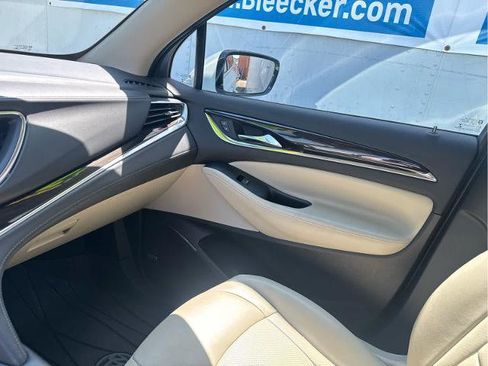 Used 2021 Buick Enclave Essence w/ Sound and Sites Package FWD image 29