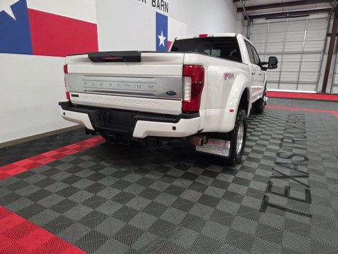 Used 2017 Ford F350 Platinum w/ Platinum Ultimate Package AWD/4WD image 18