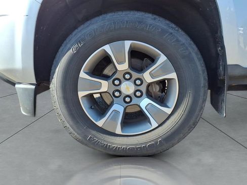 Used 2019 Chevrolet Colorado Z71 AWD/4WD image 7