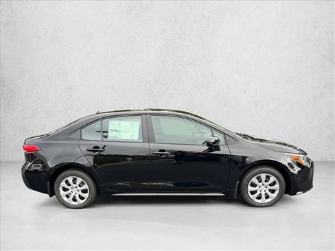 New 2026 Toyota Corolla LE FWD image 2