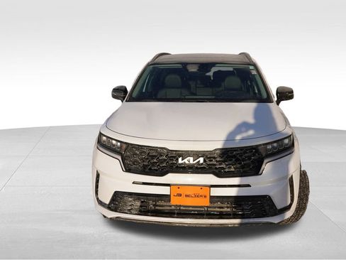 Certified 2023 Kia Sorento S w/ Panoramic Sunroof Package image 12