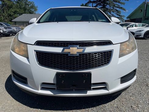 Used 2012 Chevrolet Cruze LT FWD image 3