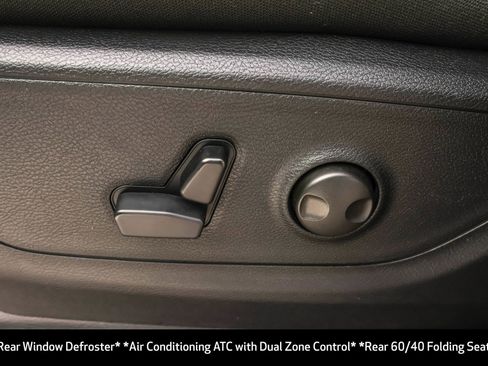 New 2026 RAM 1500 4x4 Crew Cab image 7