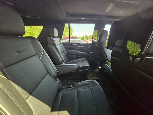 Used 2023 Cadillac Escalade Sport w/ LPO, ONYX Package AWD/4WD image 5
