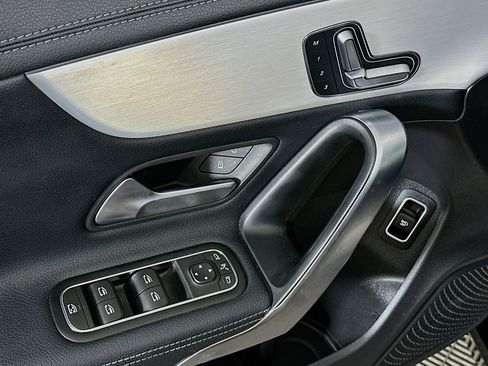 Used 2025 Mercedes-Benz CLA 250 image 15