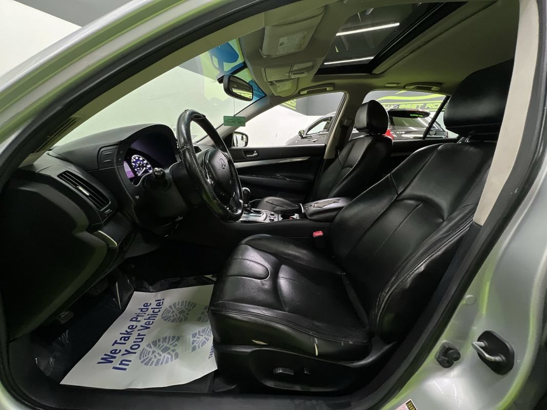 Used 2015 INFINITI Q40 AWD w/ Moonroof Package image 17