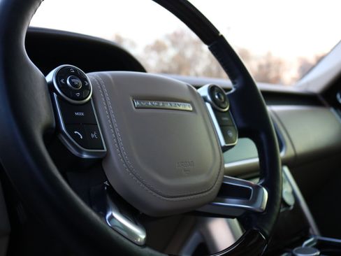 Used 2016 Land Rover Range Rover Supercharged image 24