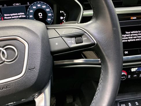 Certified 2023 Audi Q3 2.0T Premium w/ Black Optic Sport Package image 22