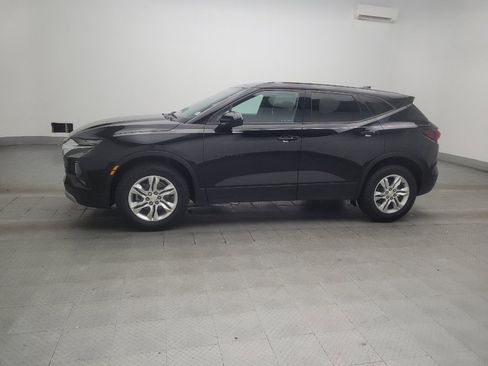 Used 2020 Chevrolet Blazer LT FWD image 2