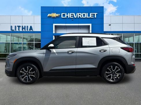 Used 2025 Chevrolet TrailBlazer ACTIV w/ Convenience Package FWD image 5
