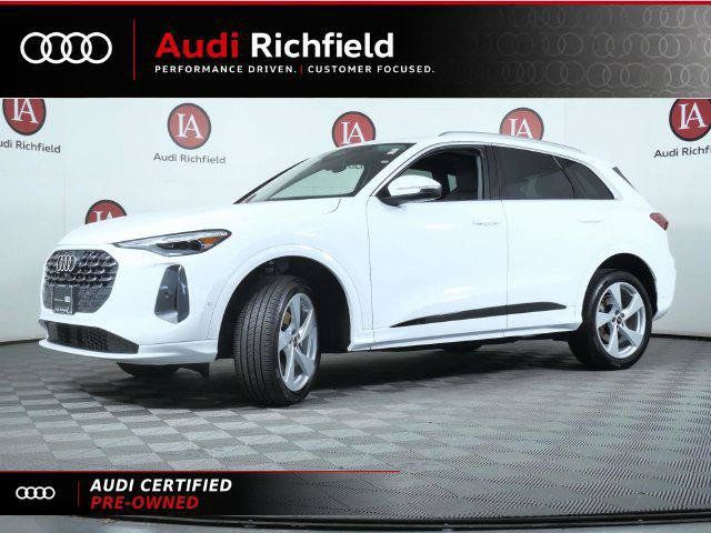 Certified 2025 Audi Q5 Premium w/ Premium Plus AWD/4WD image 5