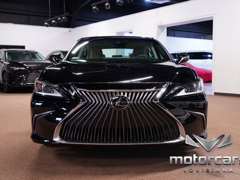Used 2019 Lexus ES 350 image 2