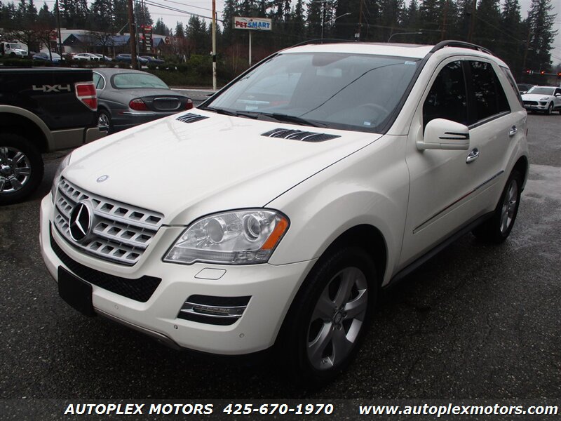 Used 2011 Mercedes-Benz ML 350 BlueTEC 4MATIC image 3