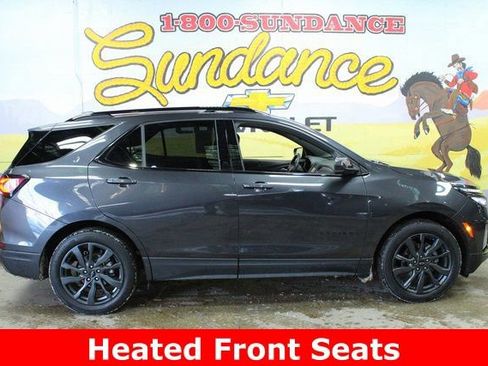 Used 2022 Chevrolet Equinox RS image 1