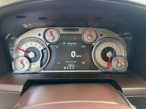 Used 2018 RAM 3500 Laramie Longhorn w/ Convenience Group image 20