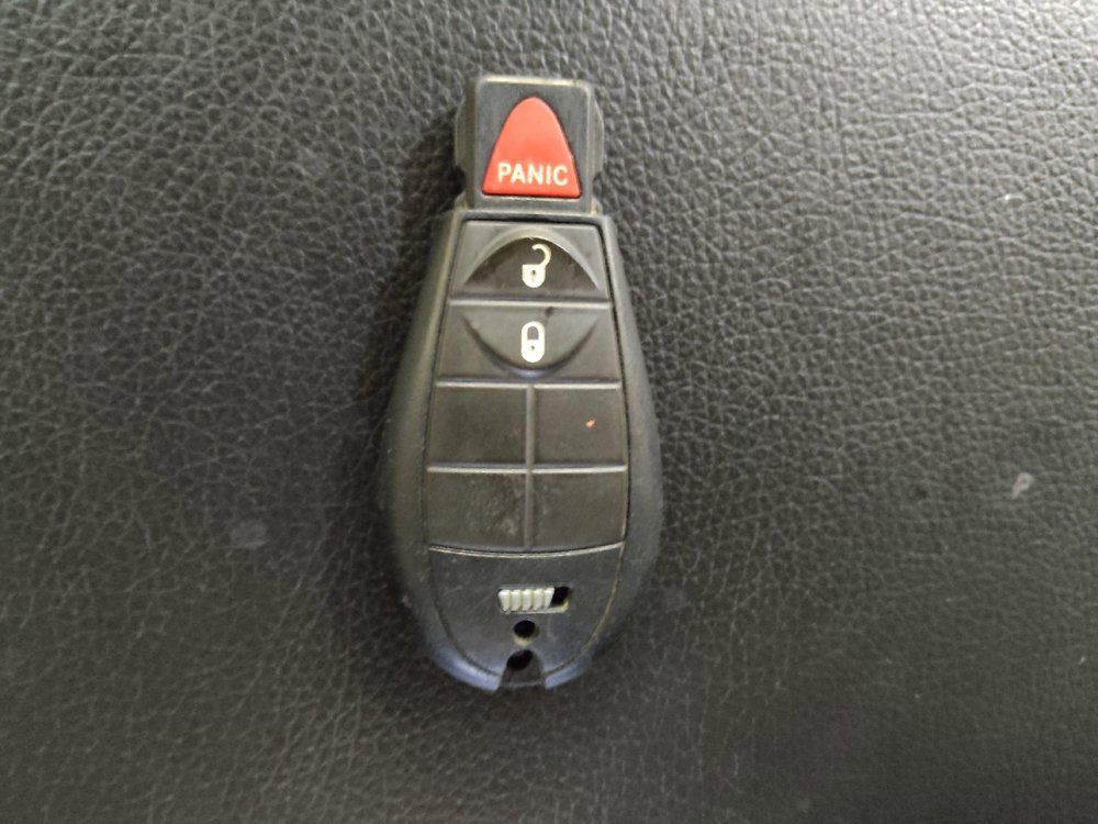 Used 2022 RAM 1500 Classic SLT RWD image 32