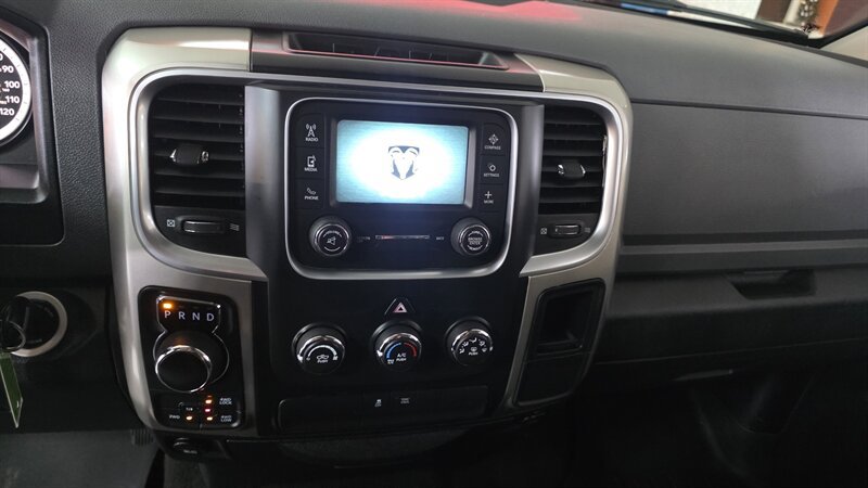 Used 2017 RAM 1500 Classic SLT AWD/4WD image 15