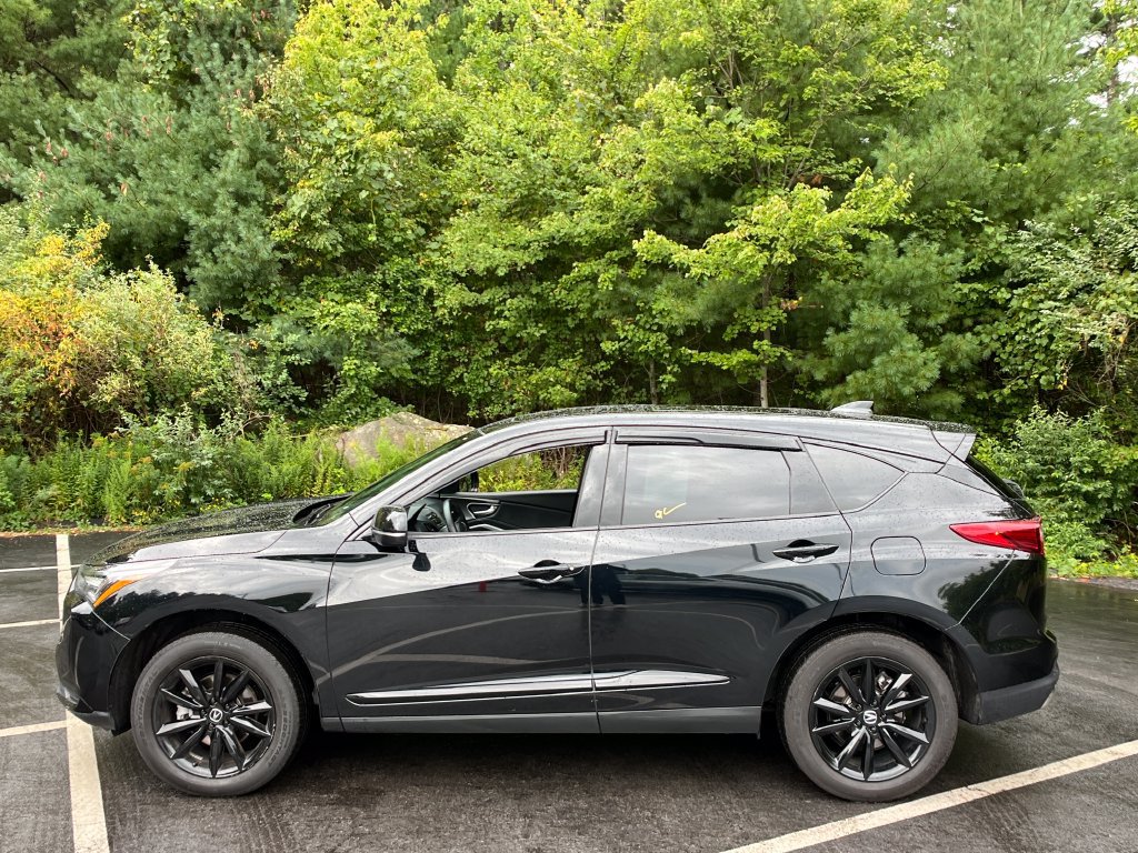 Used 2025 Acura RDX SH-AWD image 2