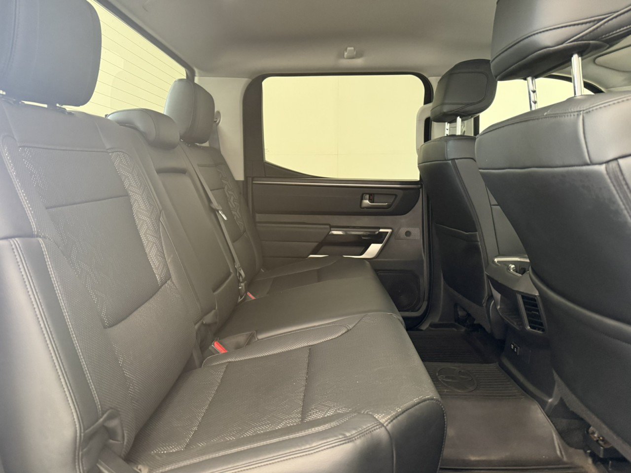 Used 2023 Toyota Tundra Limited AWD/4WD image 13