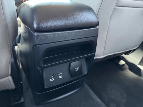 Used 2019 Ford Ranger XLT w/ Black Appearance Package RWD image 21