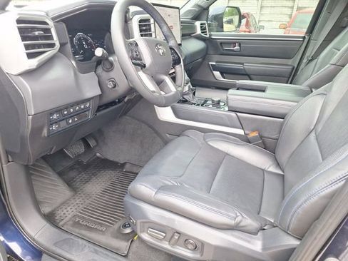 Used 2025 Toyota Tundra Platinum AWD/4WD image 17