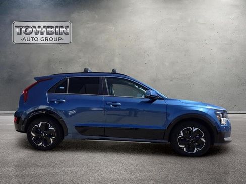 Used 2023 Kia Niro Wind FWD image 3