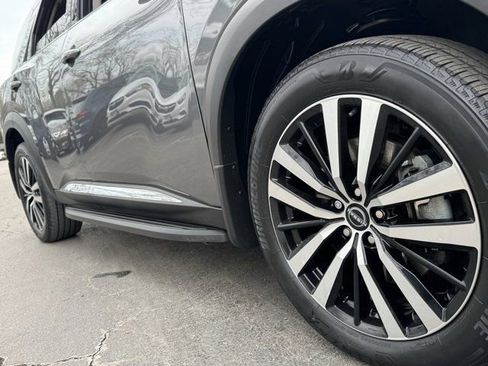 Used 2023 Nissan Pathfinder Platinum w/ Cargo Package image 7