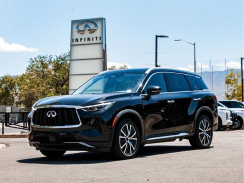 Used 2024 INFINITI QX60 Sensory AWD/4WD image 1