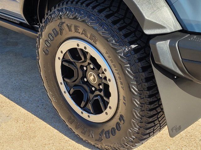 Used 2023 Ford Bronco Badlands AWD/4WD image 7