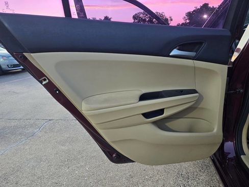 Used 2012 Honda Accord LX image 20