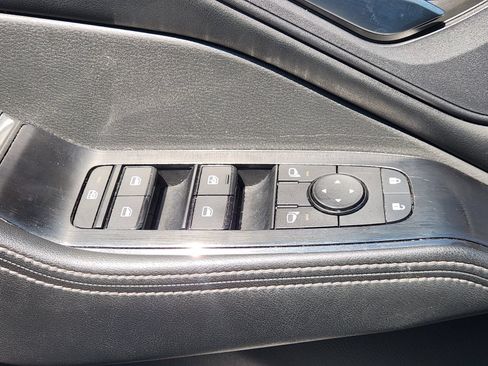 Used 2024 Nissan Rogue SV AWD/4WD image 28