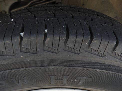 Used 2016 Chevrolet Express 2500 LT w/ LT Preferred Equipment Group RWD image 11