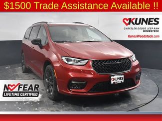 New 2026 Chrysler Pacifica Select AWD/4WD video 1